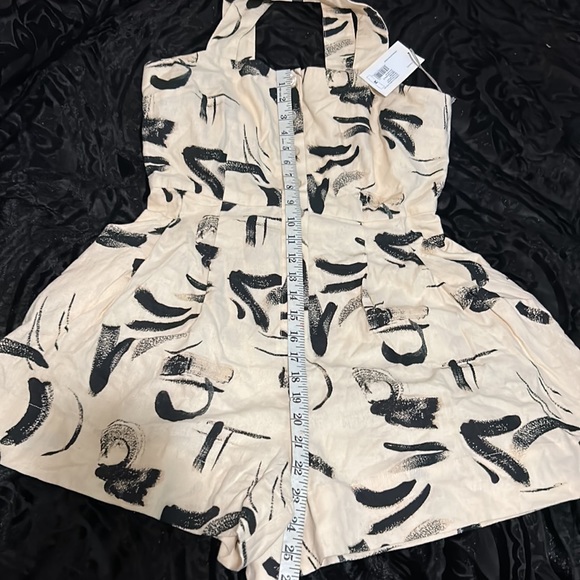 Women’s sleeveless cross back linen Romper dress NWT - Picture 11 of 14